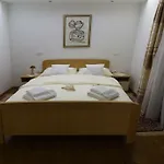 Roko With Swimming Pool * Трогир