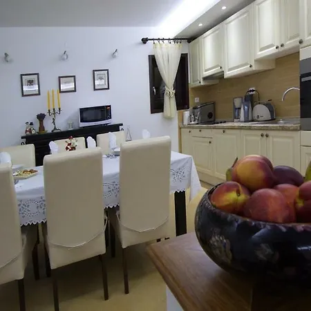 Vila Roko With Swimming Pool Trogir